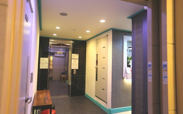 Must Stay Hotel Myeongdong