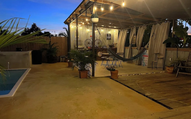 El Camper with private pool