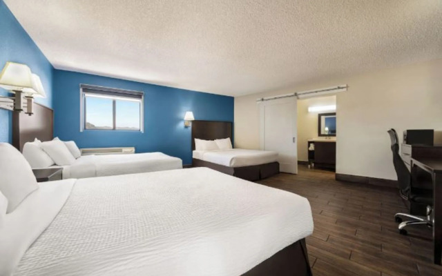 Baymont by Wyndham Kingman