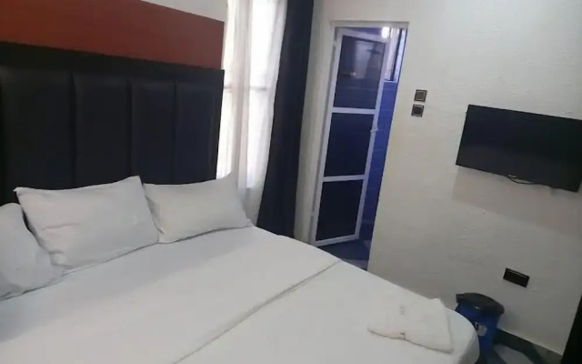 Pefas Ville Hotel