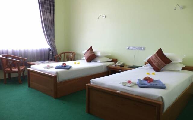Jade Royal Hotel