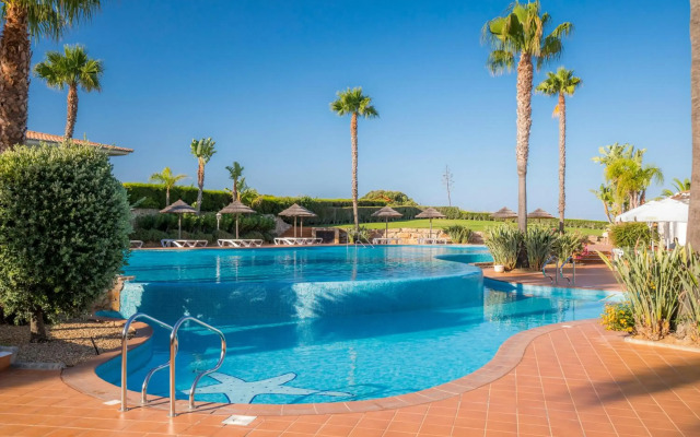 Hotel Clube Porto Mos