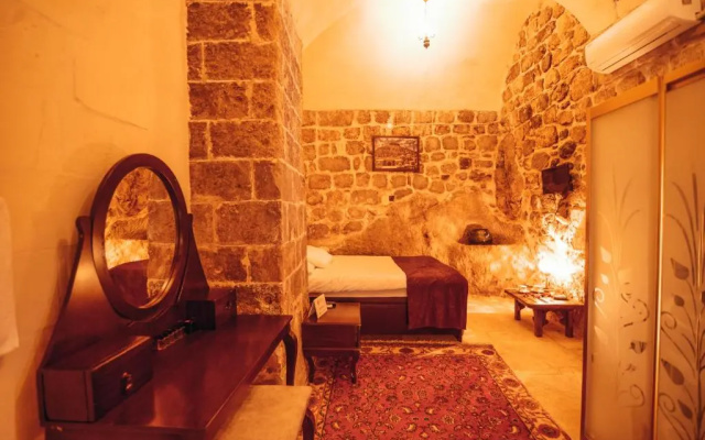 Maristan Tarihi Konak