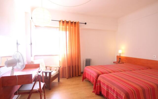 Sunny and Cozy Apartment by Lago Azul