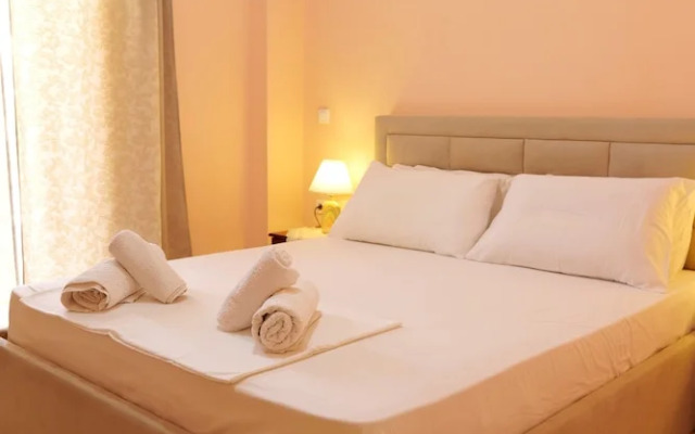 Charming 2-bed Apartment in Sarandë