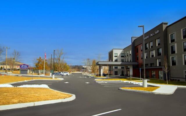 Hampton Inn & Suites North Attleboro
