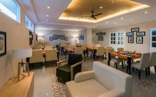 Yan's House Hotel