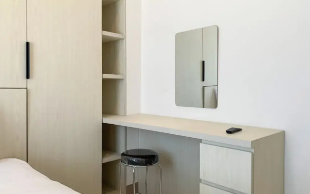 Comfort Strategic 2Br Apartment At Tokyo Riverside Pik 2
