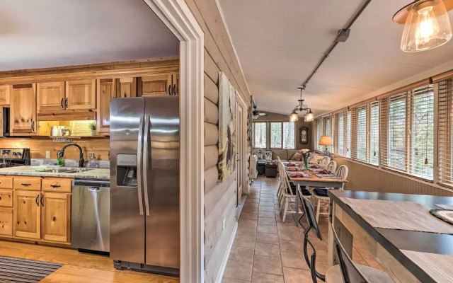 Stunning Ellijay Cabin w/ Community Amenities