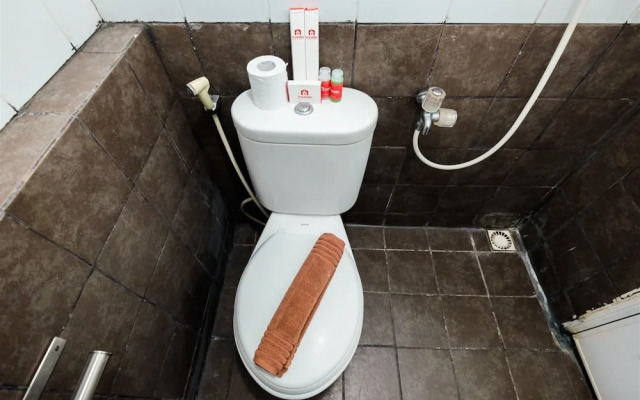 Affordable 2Br Green Pramuka Apartment With Pool View