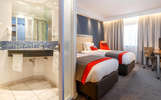 Holiday Inn Express Walsall M6J10 by IHG