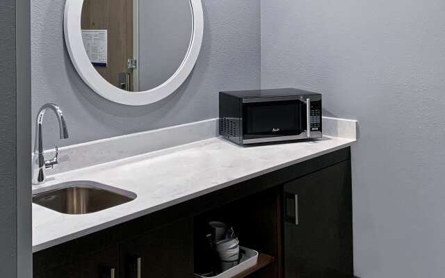 Hampton Inn & Suites Houston East Beltway 8