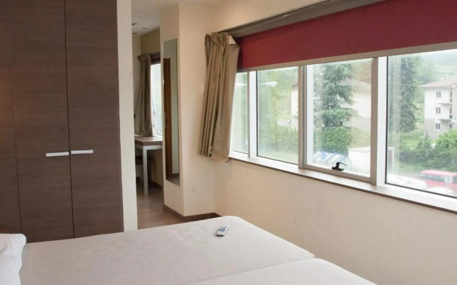 Hotel Izelai