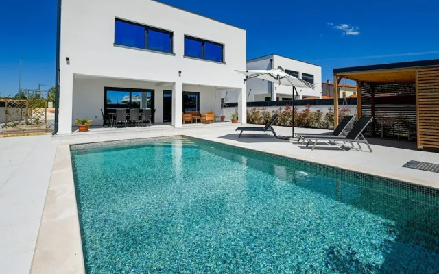 Refined and Inviting Villa in Kanfanar