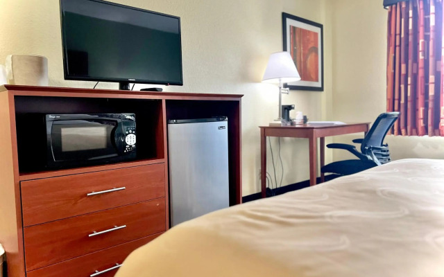 Quality Inn & Suites Wisconsin Dells Downtown - Waterparks Area