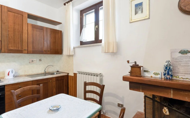 Apartment in Umbria Near Majestic Mountains