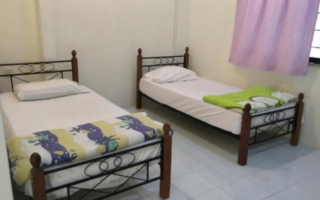 Desair Apartment By SCHT