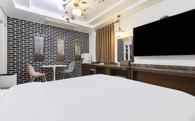 Youngdeungpo CIEL Hotel.