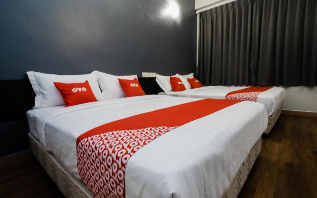 OYO 89578 Dung Fang Hotel No. 1 Sibu