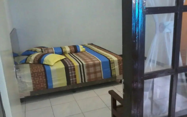 Bromo Otix Guest House