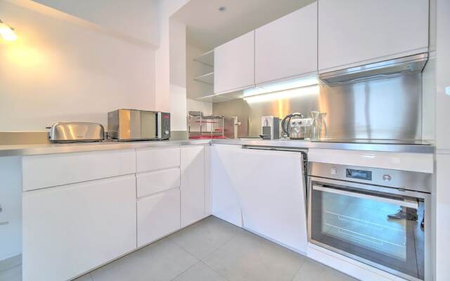 4 Pieces 7-8 personnes coeur de ville