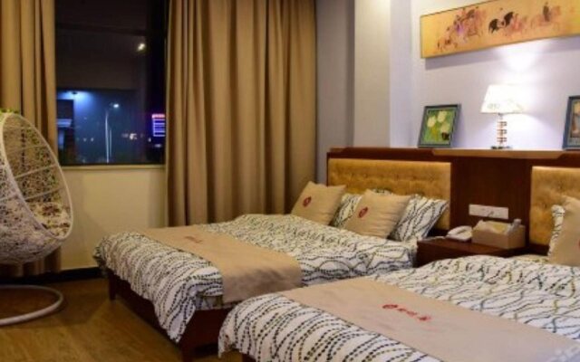 Happy Journey Hotel