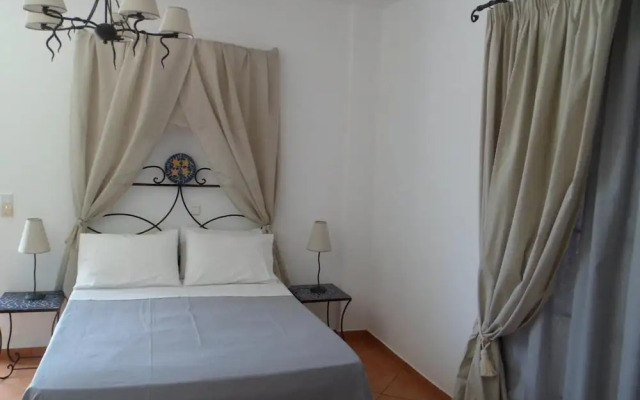 Sarakiniko View Studios