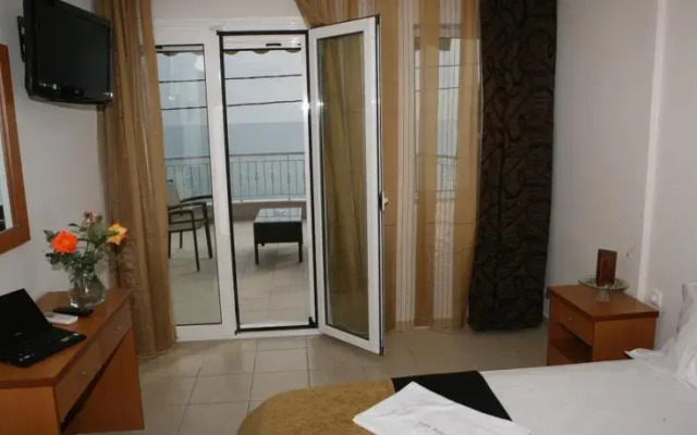 Atlon Hotel