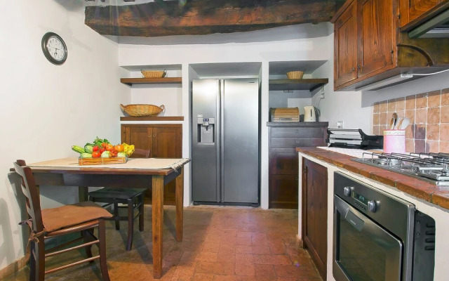 Grotte Rosse La Cava