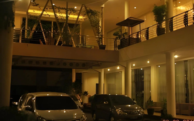 Grand Mansion Hotel Blitar