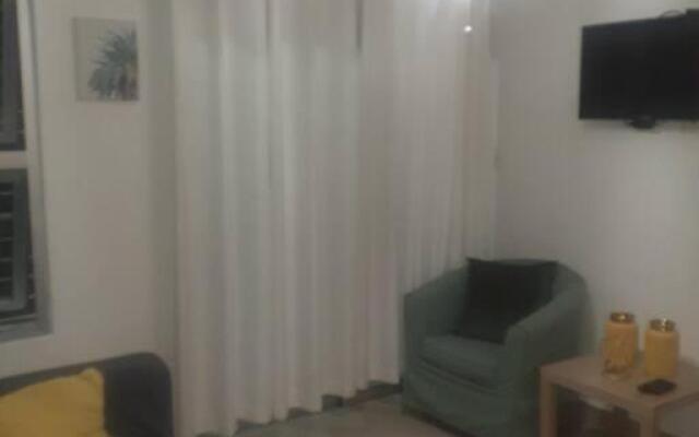 1er piso, 3 Habitaciones, parqueo privado, Wifi, netflix