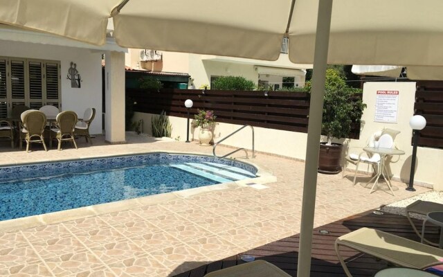 Villa with 3 Bedrooms in Kissonerga, with Wonderful Sea View, Private Pool, Enclosed Garden - 4 Km From the Beach