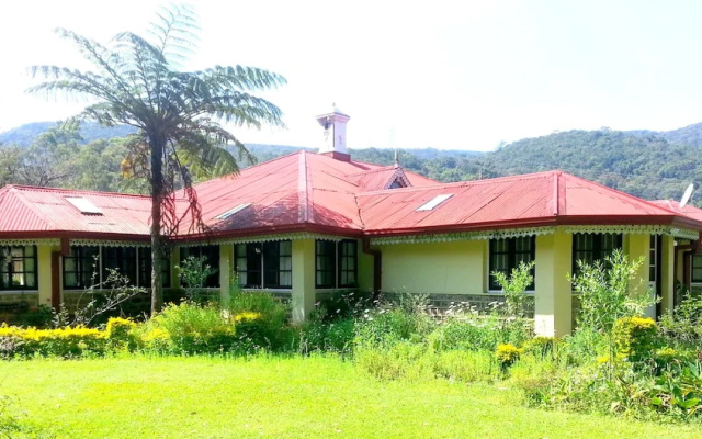 Meenaella Colonial Bungalow