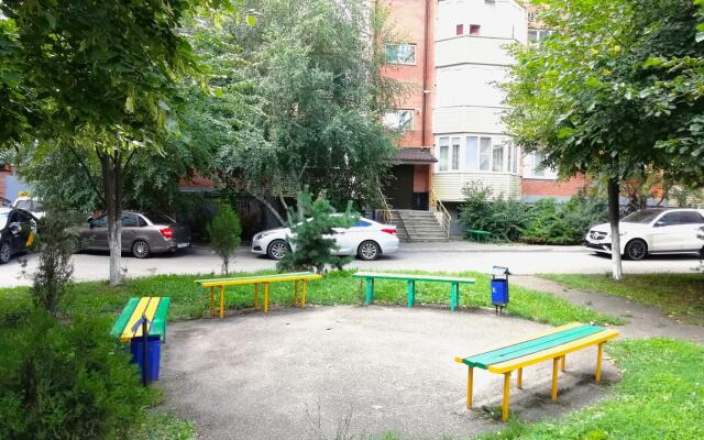 Apartments on Partizanskaya Street