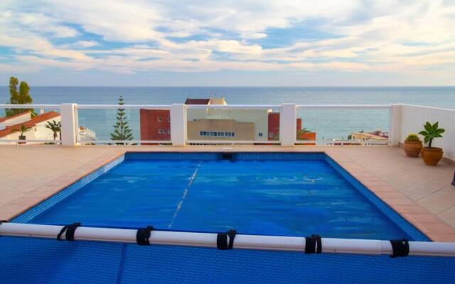 34-Spectacular villa with stunning views in Torreblanca, Fuengirola!