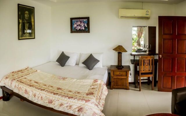 High Bar Rooms and Bungalows - Adults Only