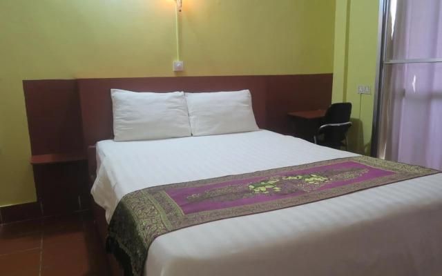 River Dolphin Hotel