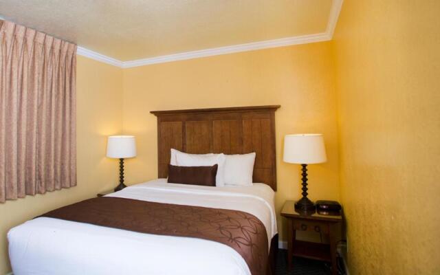 The Royal Victorian Motel