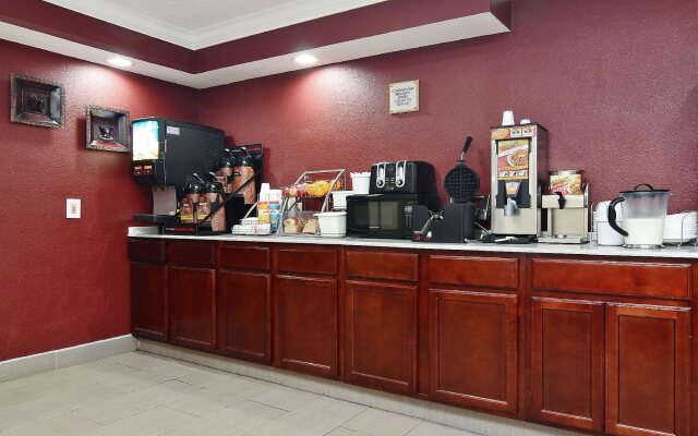 Red Roof Inn Binghamton North