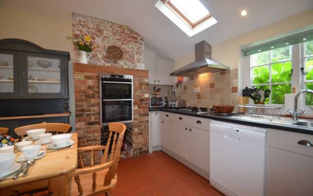 Rosemead Cottage