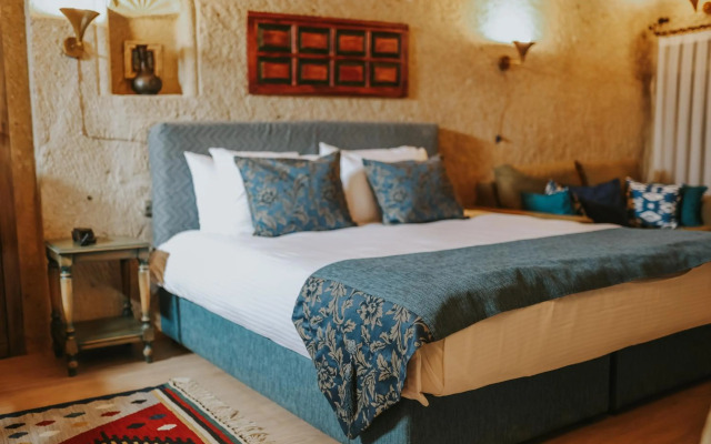 Elaa Cave Hotel