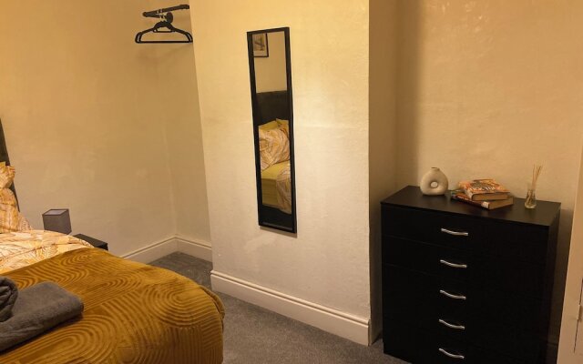 Remarkable 3-bed House in Liverpool