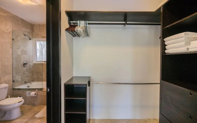 Playa Ge 205 A 2 Bedroom Condo by Redawning