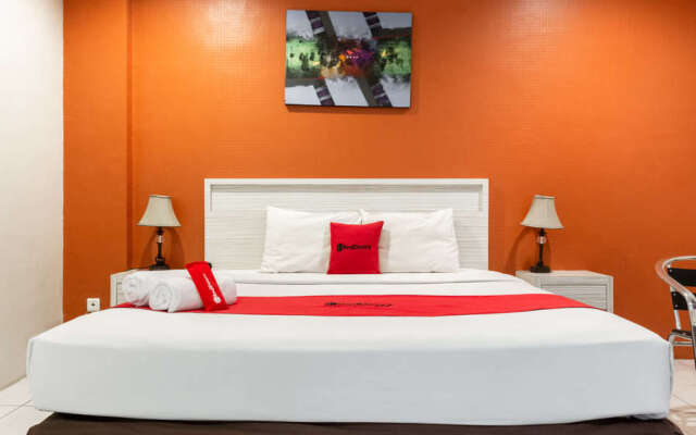 RedDoorz Plus @ Raya Legian