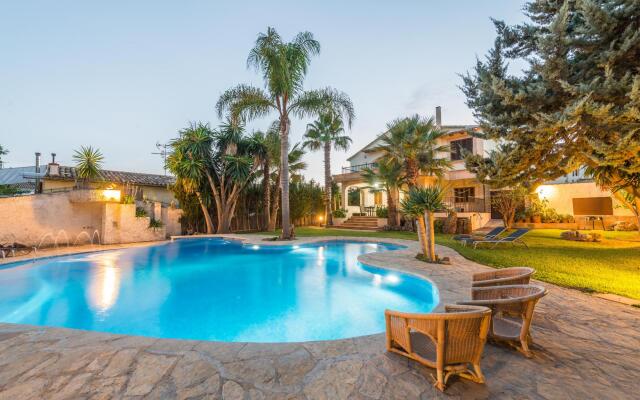 CAN GUAL - Villa with private pool in Inca. Free WiFi