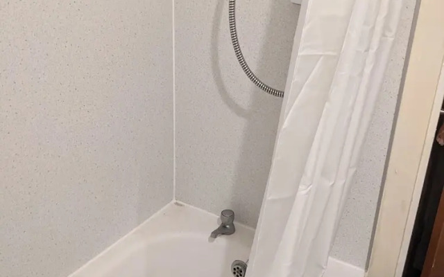 5guests/near Beach/2br/parking/wifi