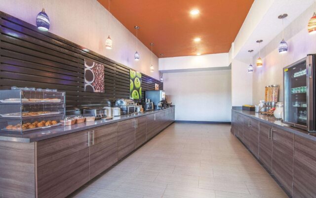 La Quinta Inn & Suites by Wyndham Guthrie