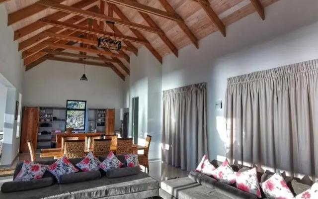Romansbaai Moksha
