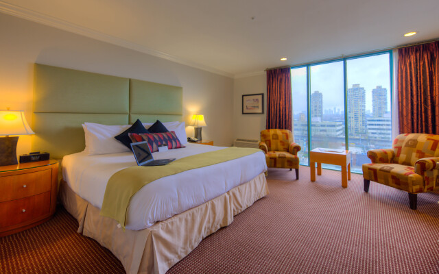 Executive Suites Hotel Metro Vancouver