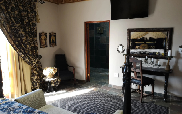 Excalibur Boutique Hotel